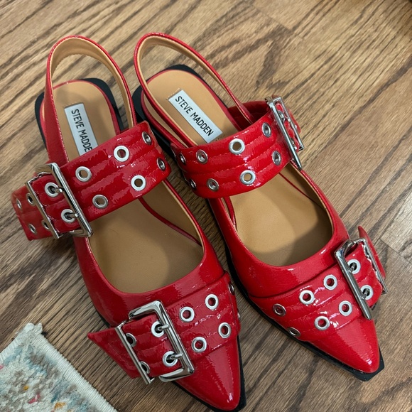 Steve Madden Graya Red Patent Slingback Flat - 10 - Picture 6 of 8